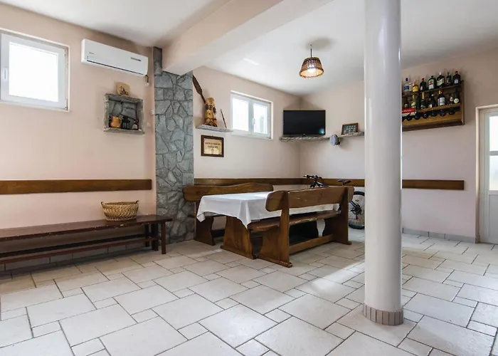 Daire Two-bedroom In Biograd *
