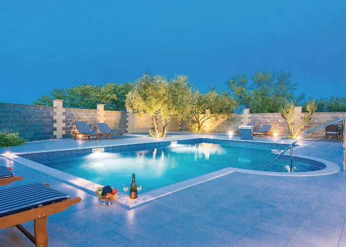Two-bedroom In Biograd Daire *